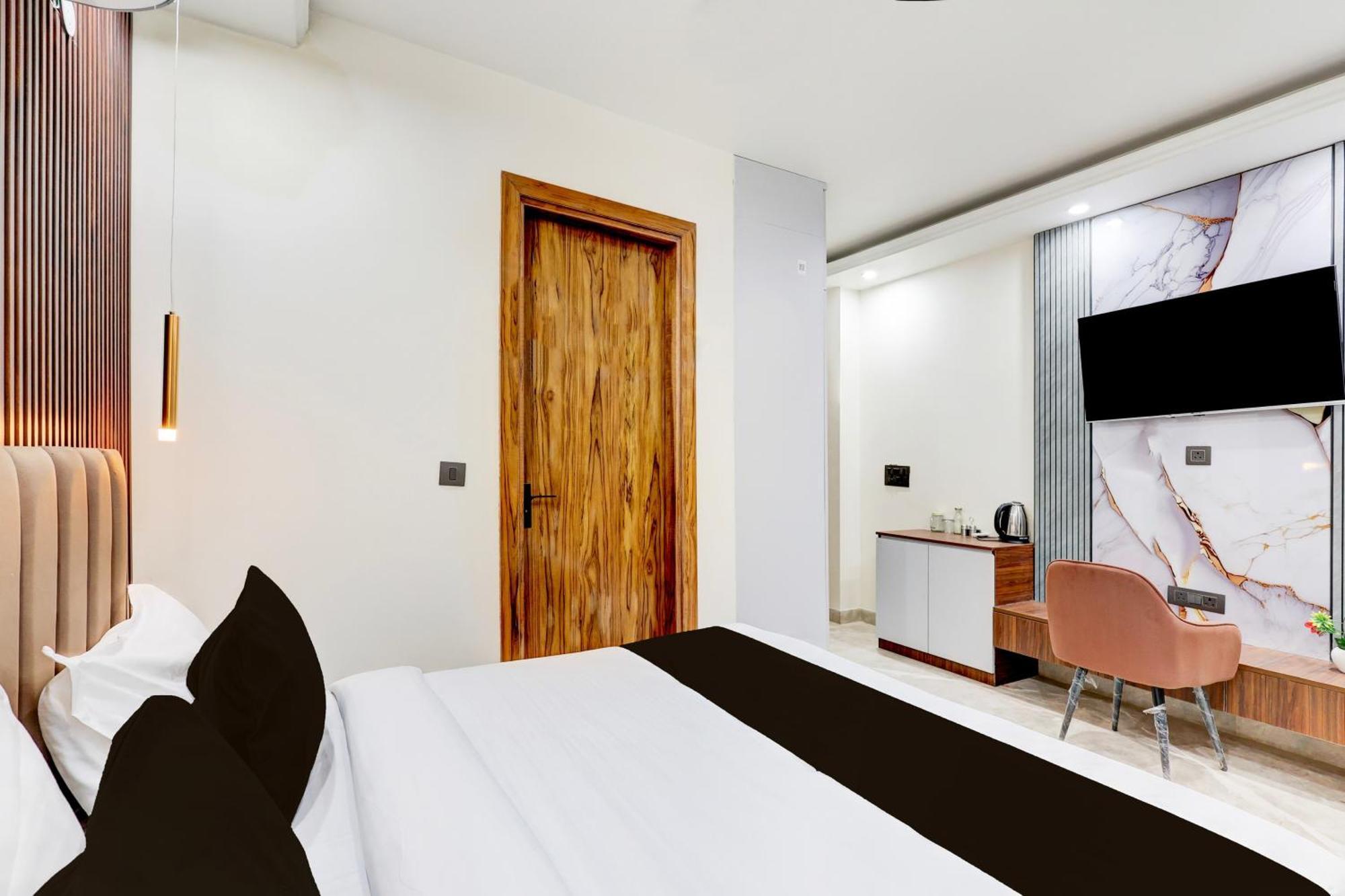 Super Hotel O Sector 43 Gurgaon Ngoại thất bức ảnh