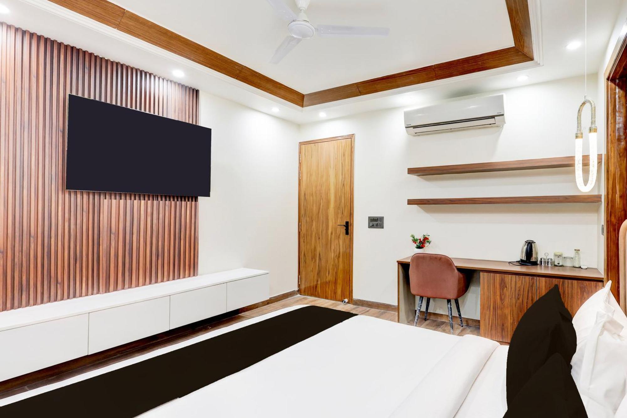 Super Hotel O Sector 43 Gurgaon Ngoại thất bức ảnh